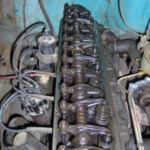 replacing valve springs, Cleaning out old oil