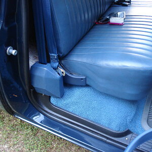 Finished_Door_jams_Seat_Belts_008