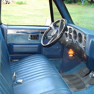 Finished_Door_jams_Seat_Belts_024